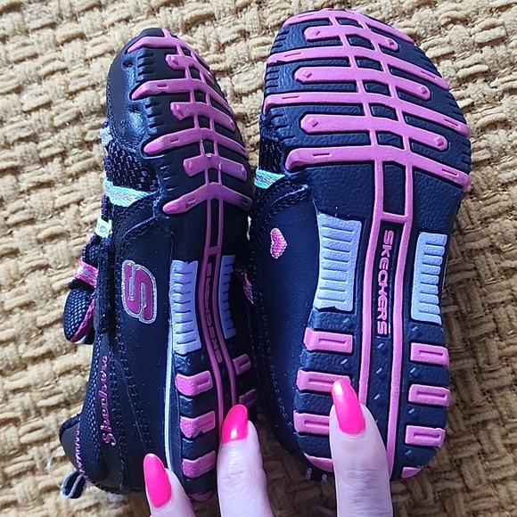 Sketches shoes size 5 - Picture 3 of 4